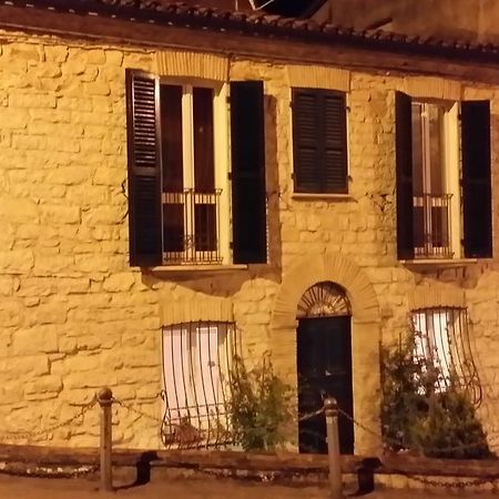 努马纳 La Casina Delle Fate酒店 外观 照片
